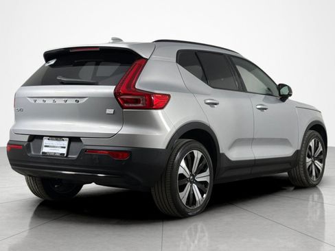 Used 2023 Volvo XC40 Recharge Plus AWD/4WD image 5