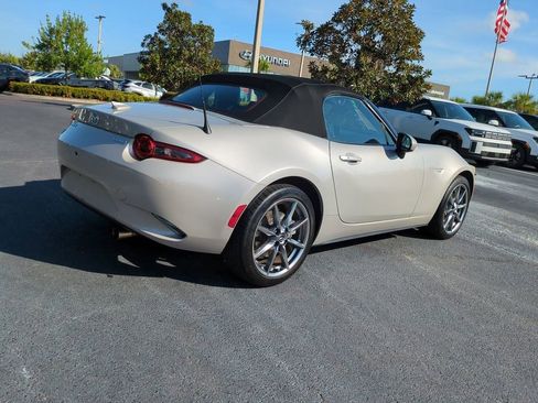 Used 2022 MAZDA MX-5 Miata Grand Touring image 5