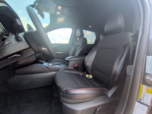 Used 2025 Ford Escape ST-Line AWD/4WD image 24