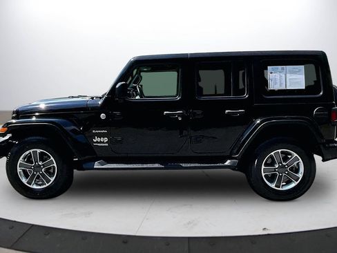 Certified 2022 Jeep Wrangler Unlimited Sahara w/ Cold Weather Group AWD/4WD image 6