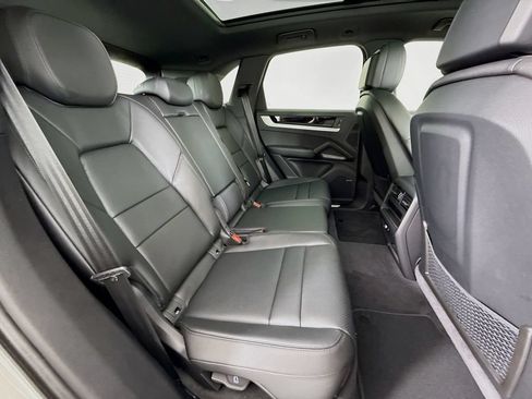 New 2026 Porsche Cayenne AWD/4WD image 28