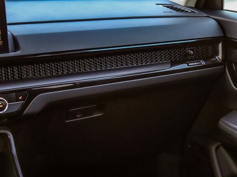 Used 2023 Honda CR-V EX-L image 17