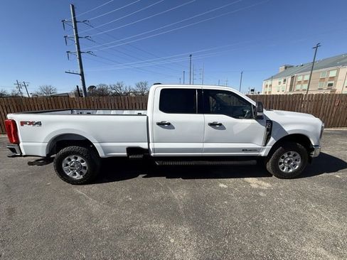 Used 2024 Ford F350 XLT image 8