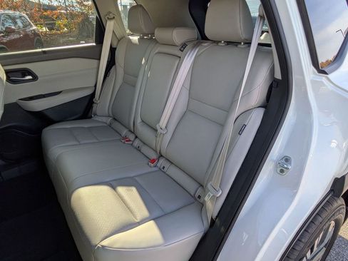 Certified 2023 Nissan Rogue SV w/ SV Premium B Package image 24