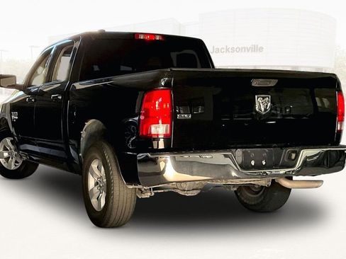 Used 2021 RAM 1500 Classic SLT RWD image 4