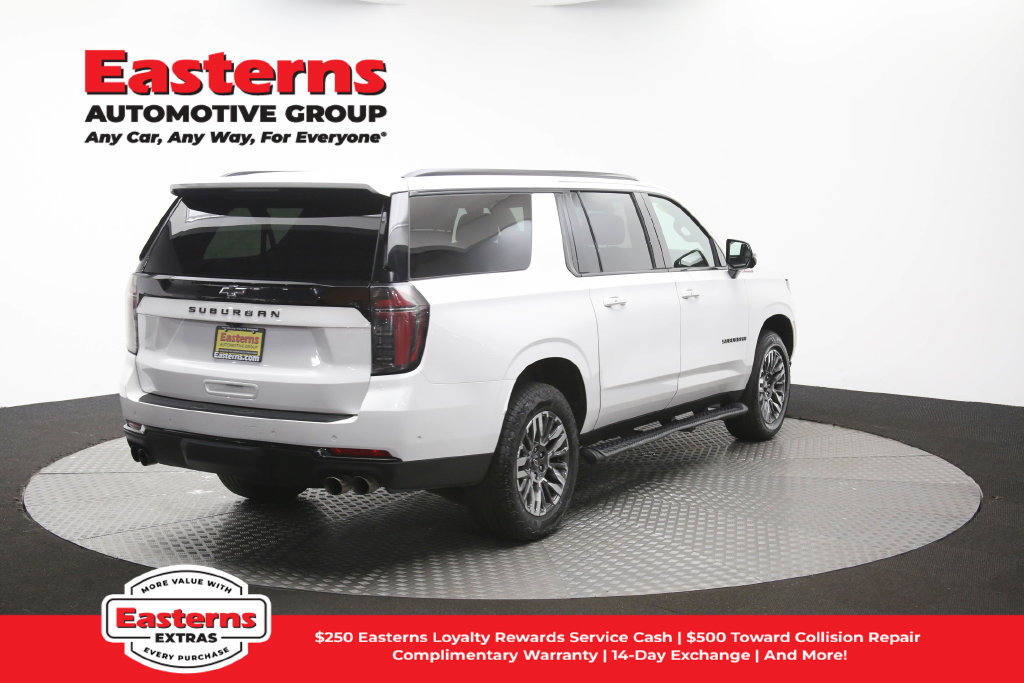Used 2025 Chevrolet Suburban Z71 AWD/4WD image 42