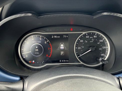 New 2025 Nissan Versa SV w/ Trunk Package image 19