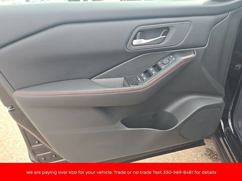 New 2026 Nissan Rogue SV AWD/4WD image 12