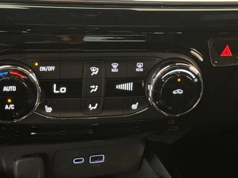 New 2026 Chevrolet Trax RS FWD image 24