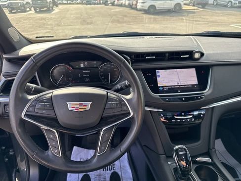 Certified 2021 Cadillac XT5 Premium Luxury w/ LPO, Floor Liner Package image 13