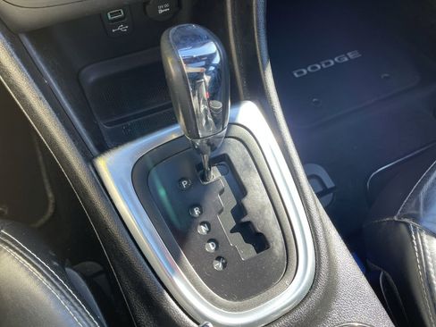 Used 2013 Dodge Avenger SXT w/ Sun/Sound Group image 15