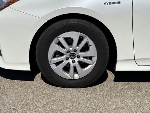 Used 2018 Toyota Prius One FWD image 13