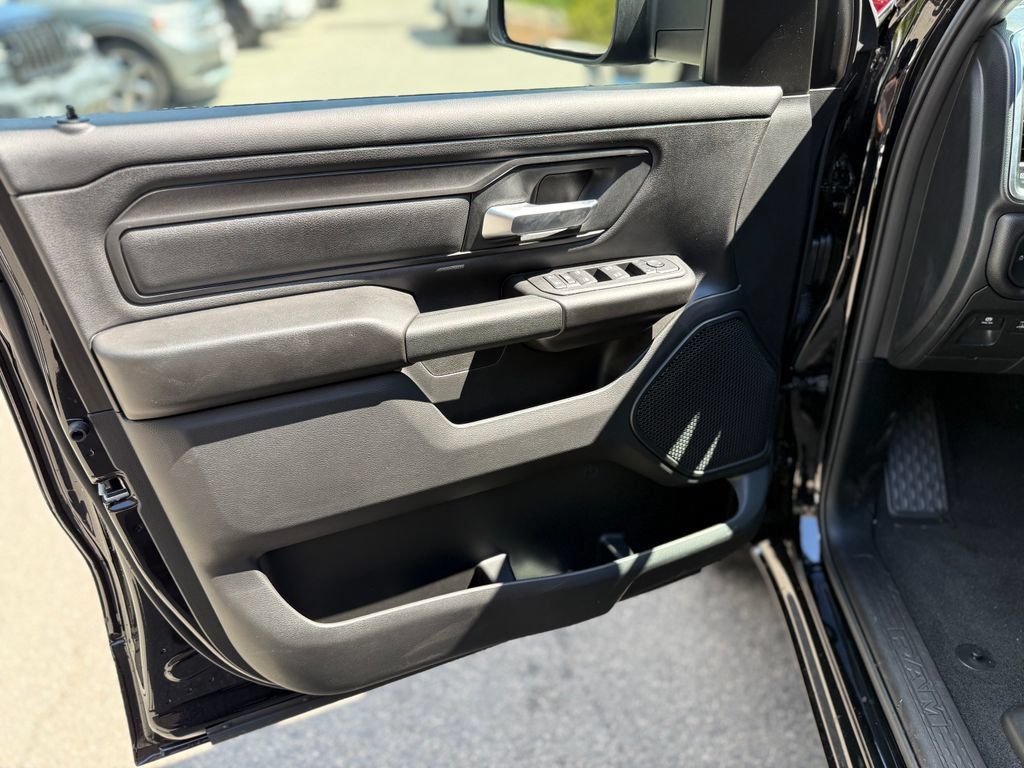 New 2026 RAM 1500 Express AWD/4WD image 20