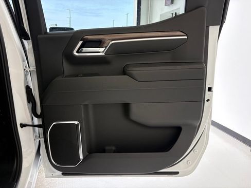 New 2026 Chevrolet Silverado 1500 RST AWD/4WD image 35