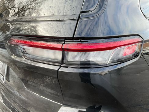 New 2025 Jeep Grand Cherokee L Altitude image 32