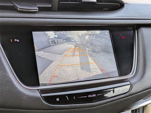 Used 2017 Cadillac XT5 FWD image 21