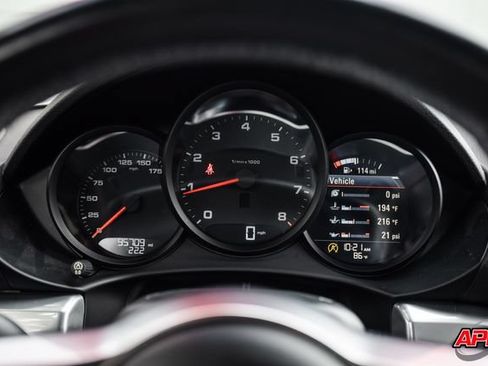 Used 2017 Porsche 718 Cayman RWD image 10
