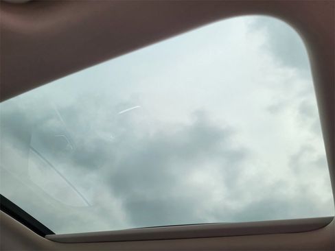 New 2026 Genesis G70 2.5T Prestige image 22