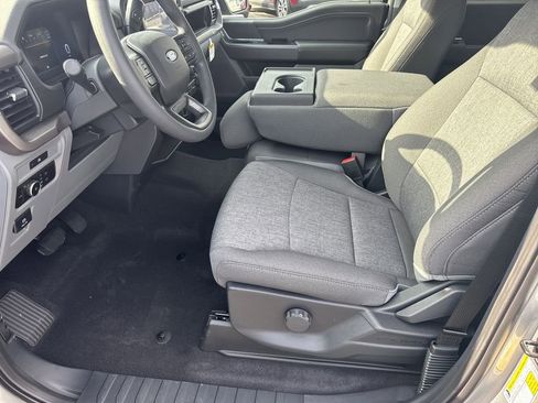 New 2025 Ford F150 XLT image 9