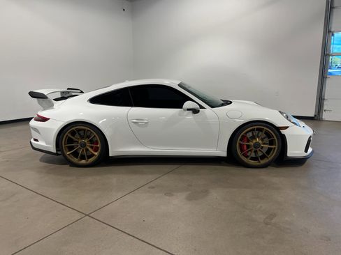 Used 2018 Porsche 911 GT3 image 2