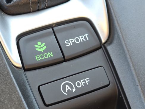 Certified 2022 Honda Accord Sport image 7