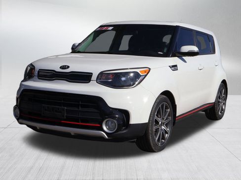 Used 2018 Kia Soul ! image 3