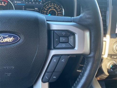 Used 2018 Ford F150 Lariat w/ Equipment Group 502A Luxury image 24