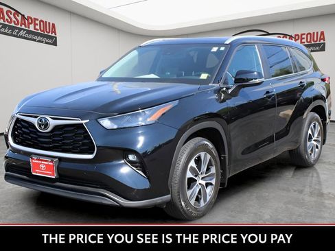 Used 2023 Toyota Highlander XLE AWD/4WD image 1