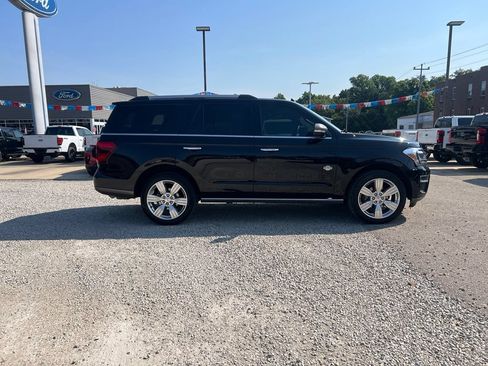 Used 2024 Ford Expedition King Ranch AWD/4WD image 9