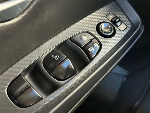 Used 2025 Nissan Sentra SV image 26