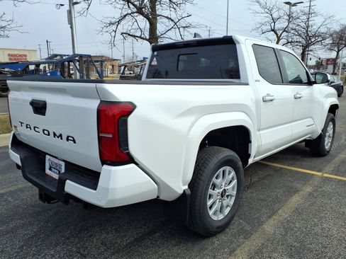New 2026 Toyota Tacoma SR5 AWD/4WD image 7