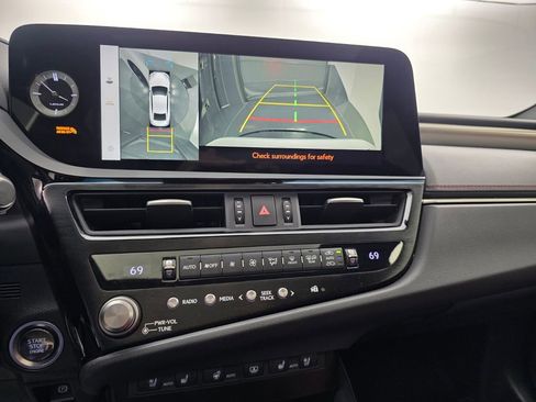 Used 2024 Lexus ES 350 F Sport w/ Accessory Package (Z2) FWD image 23