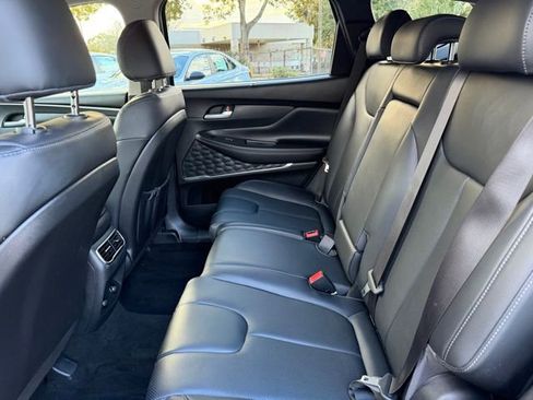 Used 2023 Hyundai Santa Fe SEL w/ Premium Package image 11