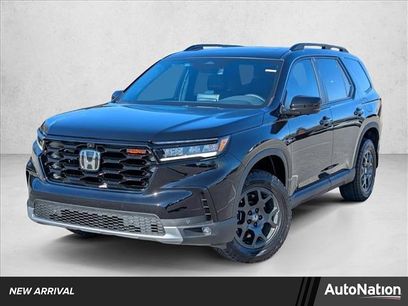 New 2025 Honda Pilot TrailSport