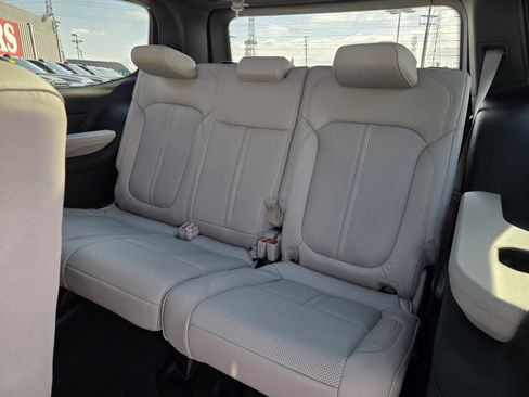 New 2026 Jeep Grand Wagoneer 4x2 RWD w/ Premium Group I image 30