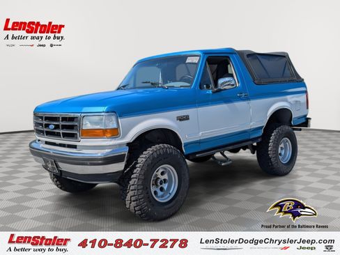 Used 1994 Ford Bronco XLT image 1