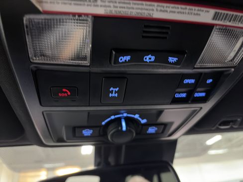 Used 2023 Toyota Tacoma TRD Off-Road w/ TRD Premium Off Road Package AWD/4WD image 25