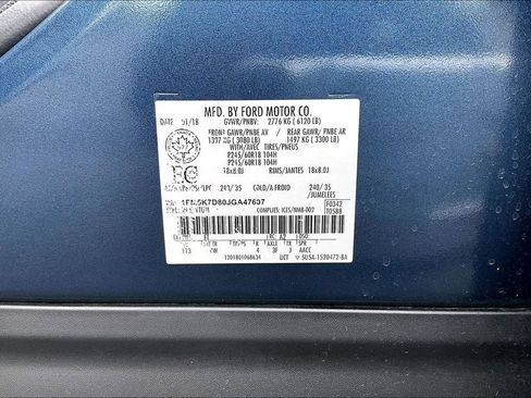 Used 2018 Ford Explorer XLT w/ Equipment Group 202A FWD image 36