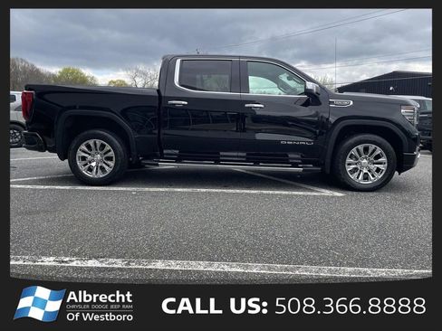 Used 2023 GMC Sierra 1500 Denali w/ Technology Package AWD/4WD image 6