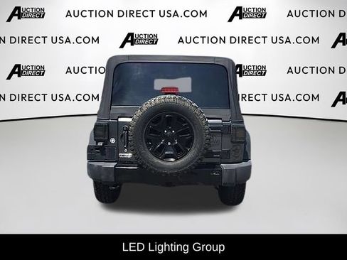 Used 2018 Jeep Wrangler Unlimited Sport AWD/4WD image 6