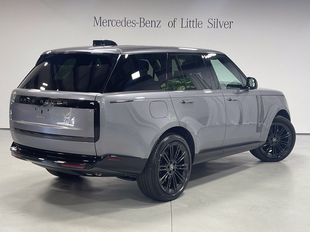 Used 2025 Land Rover Range Rover Autobiography AWD/4WD image 6