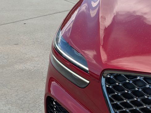 Used 2024 Genesis GV70 3.5T Sport image 7