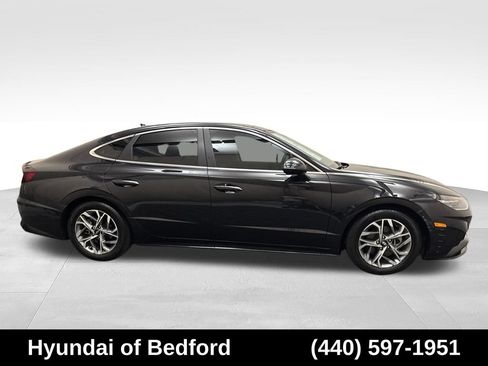 Used 2023 Hyundai Sonata SEL w/ Convenience Package FWD image 4