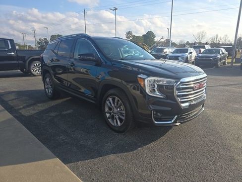 Used 2023 GMC Terrain SLT image 7