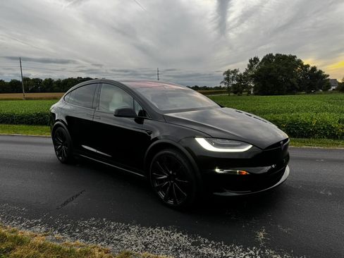Used 2022 Tesla Model X Plaid AWD/4WD image 5