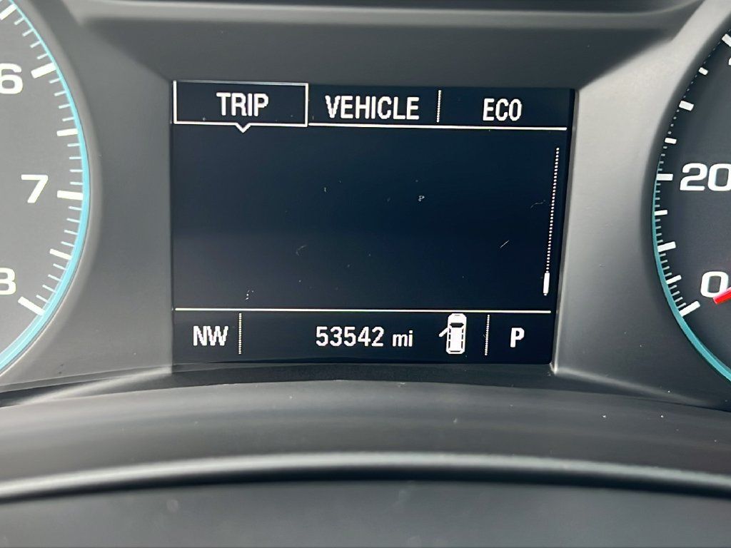 Used 2021 Chevrolet Equinox LS w/ LS Convenience Package FWD image 21