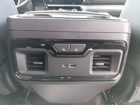 New 2026 GMC Sierra 1500 AT4 image 34