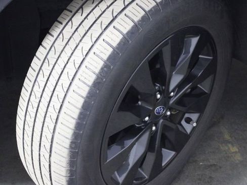 Used 2023 Subaru Outback Onyx Edition image 41