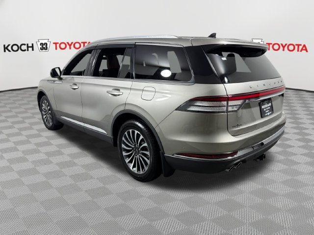 Used 2023 Lincoln Aviator Reserve w/ Equipment Group 201A AWD/4WD image 6