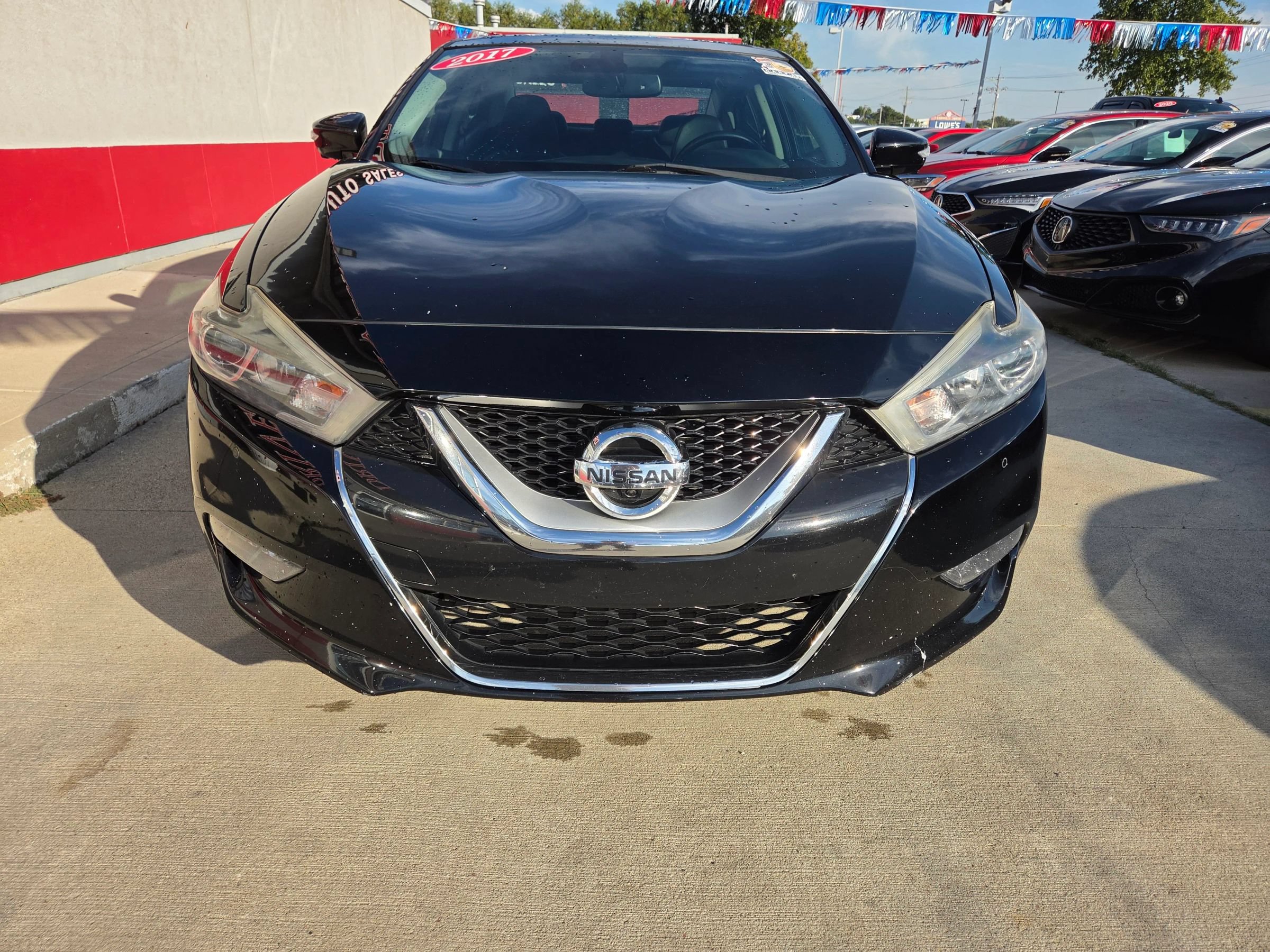 Used 2017 Nissan Maxima Platinum w/ Medallion Package FWD image 9